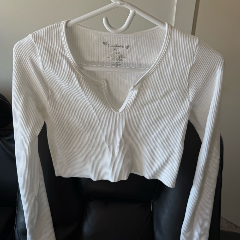 White Ribbed V-Neck Top